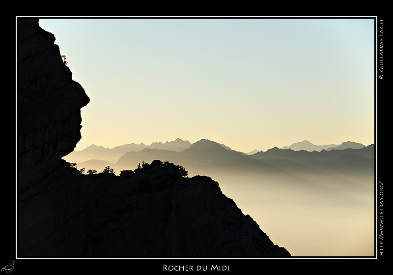 Rcits de randonnes : Silhouette sous le rocher du Midi