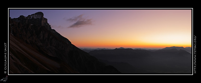 Rcits de randonnes : Du Grand Ferrand aux crtes du Vercors, un panoramique nocturne reposant aprs les ambiances de falaises.
 
