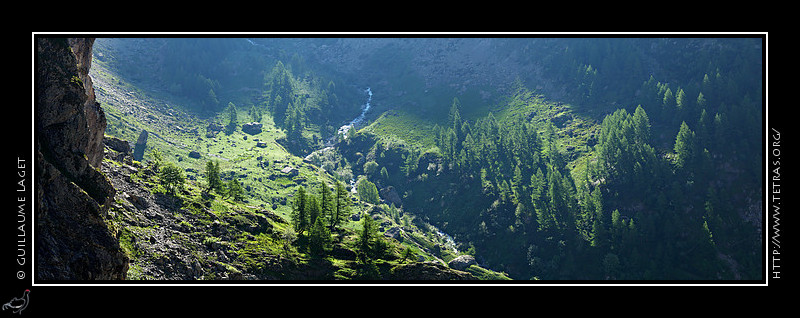 Rcits de randonnes : Premiers rayons sur le fond de la valle du Valgaudemar, au dessus du Gioberney 
