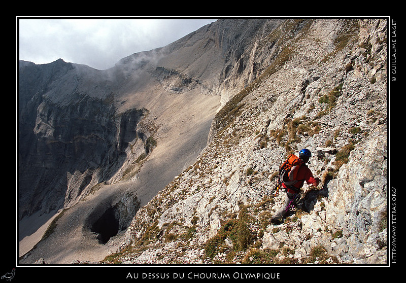 Récits de randonnées : Traversée au dessus du Chourum Olympique, quelques mètres avant d'arriver au sommet du Petit Ferrand.
 
