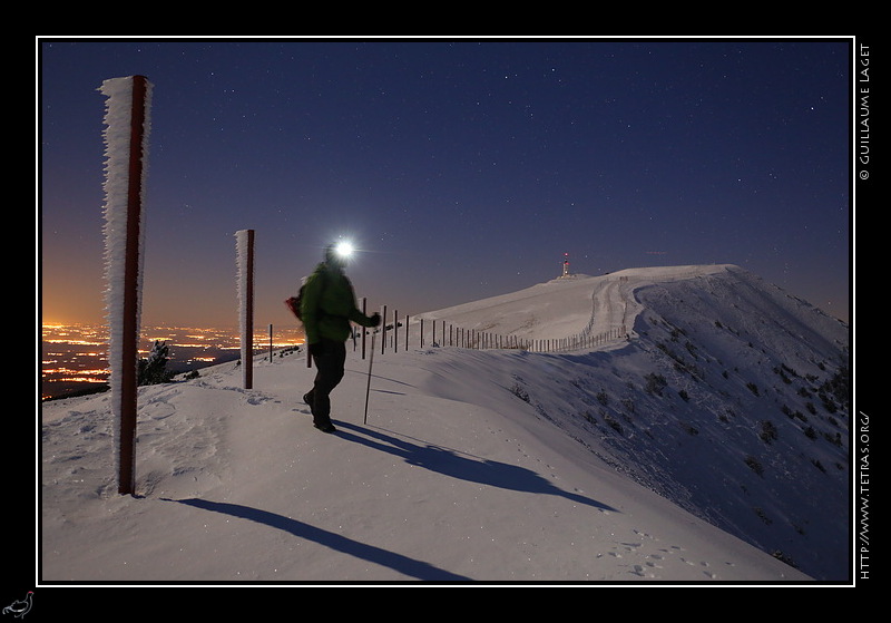 Photo : Fin de nuit sur les crêtes du Mont Ventoux 
