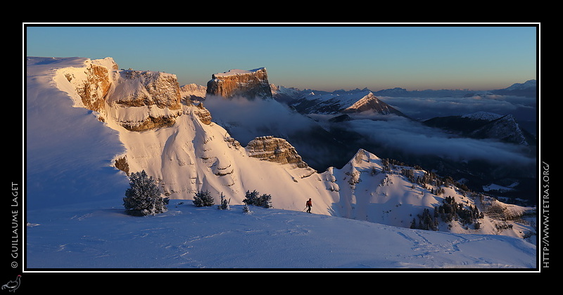Photo : Sous la Tête Chevalière, vue sur le Mont Aiguille 
