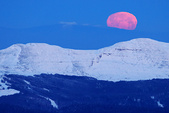 Coucher de lune derrire le Mont Mezenc