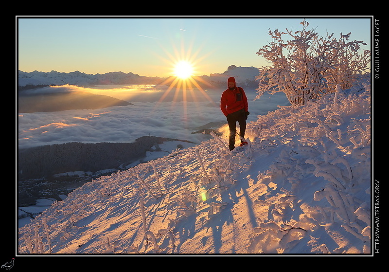 Photo : Sur les cr�tes de la montagne de Gresse, au dessus du Tri�ves sous les nuages 
