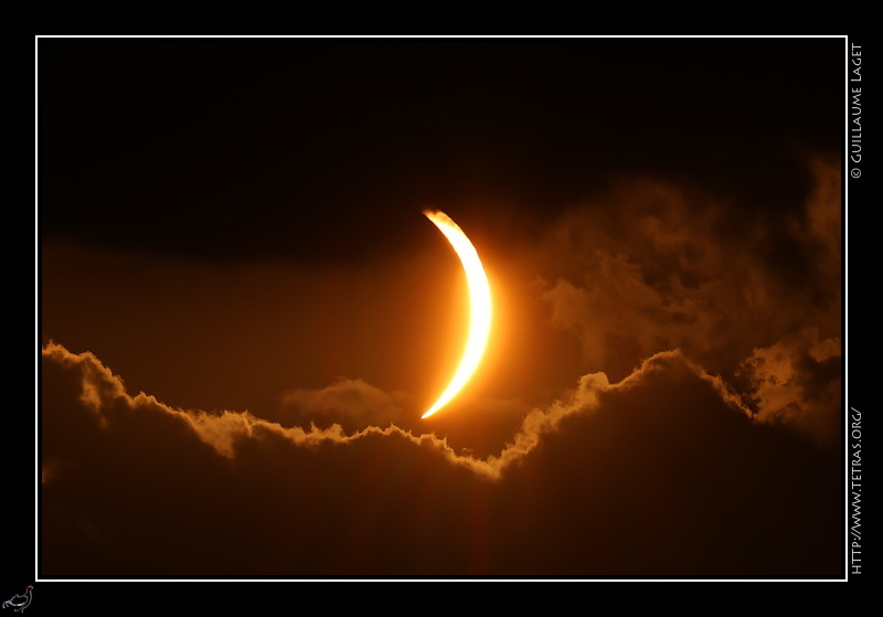 Photo : Eclipse partielle de soleil 
