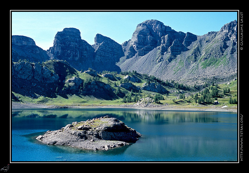 Alpes du Sud : Le lac d'Allos et les tours du Lac